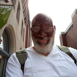 Meet your Posher, Larue